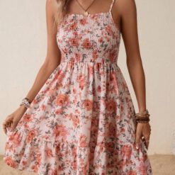 Vestido de tirantes con estampado floral bajo con fruncido - Naranja