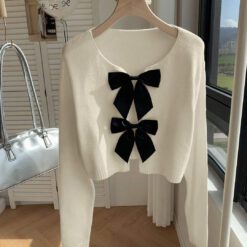 Cargidigan de lazo y cuello rededonde Beige