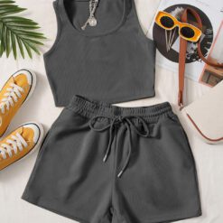Conjunto de blusa y short - Gris Oscuro